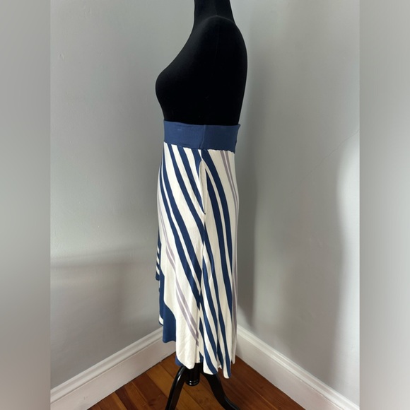 Anthropologie Bordeaux Asymmetrical Blue and White Striped Skirt - Size Medium - Picture 4 of 15